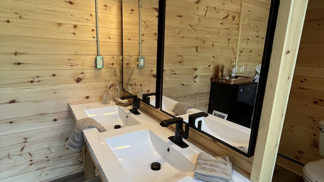 Photo of Bathroom in Caledon