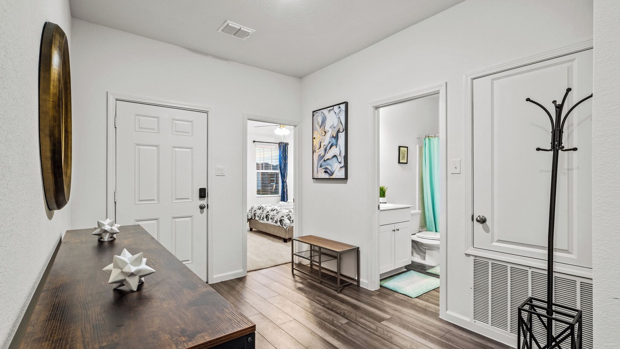 Photo of Bedroom in Lavon