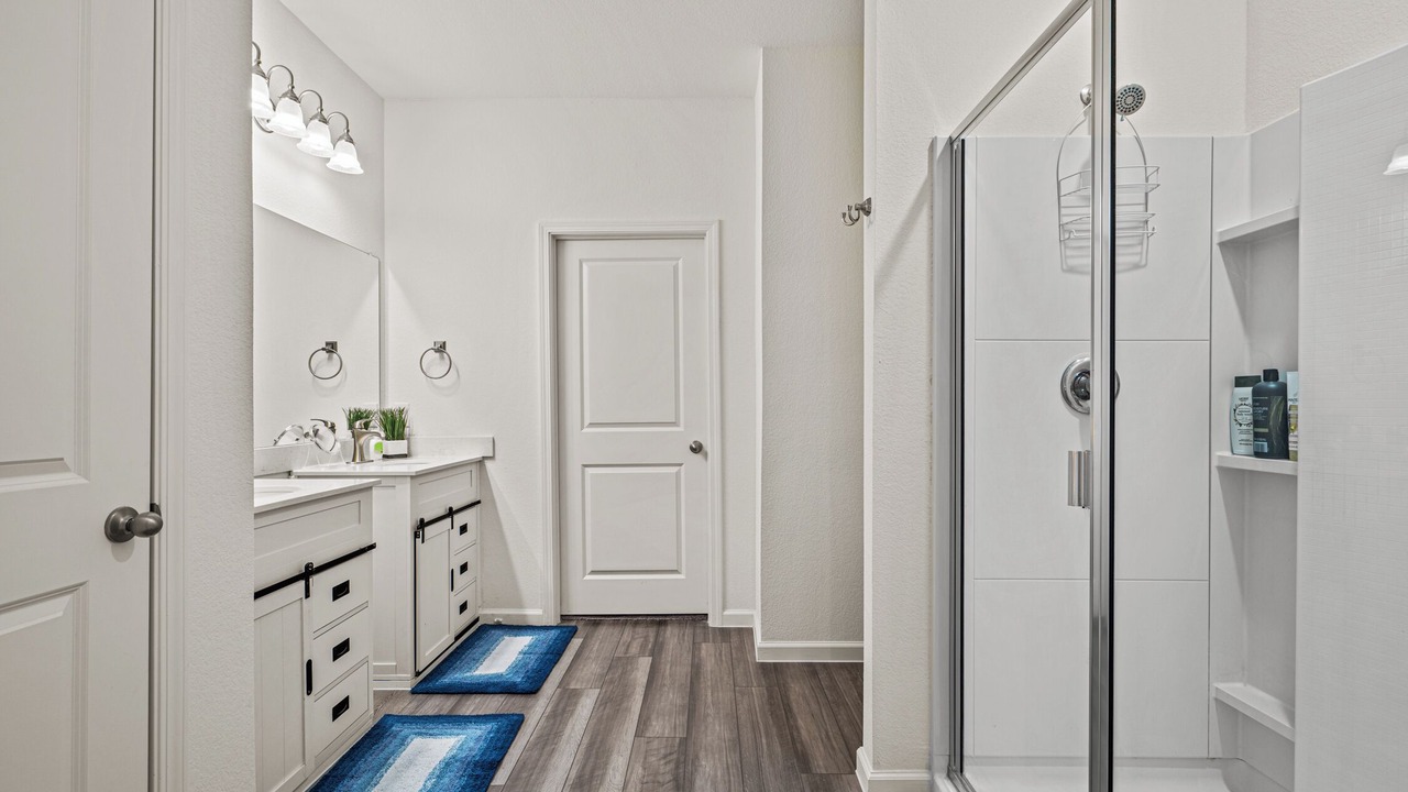 Photo of Bathroom in Lavon