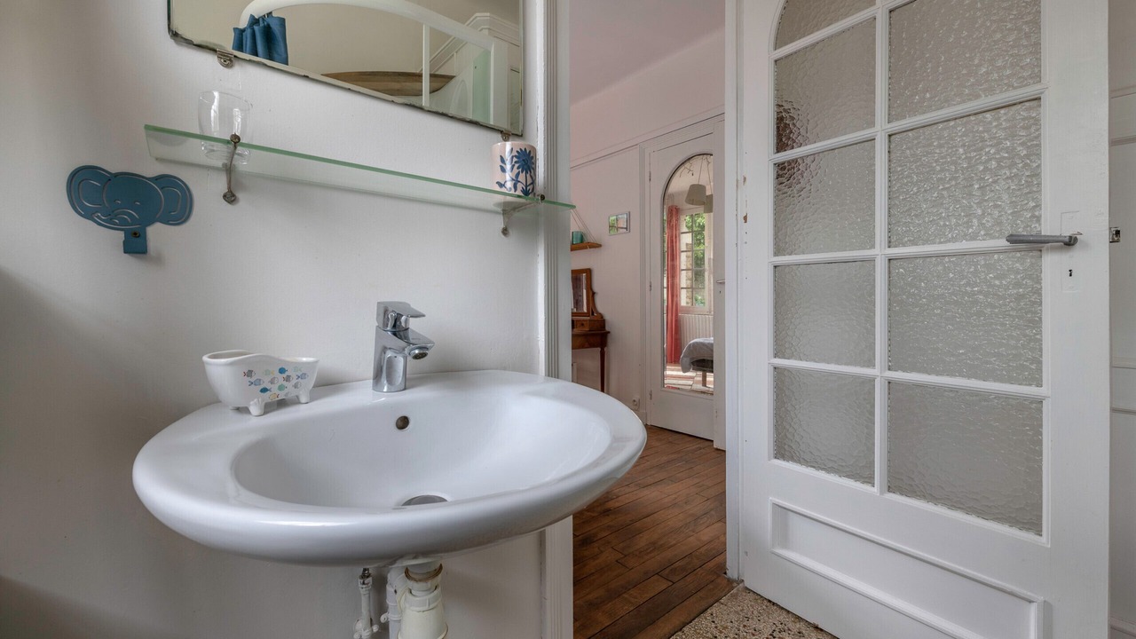 Photo of Bathroom in Pornichet