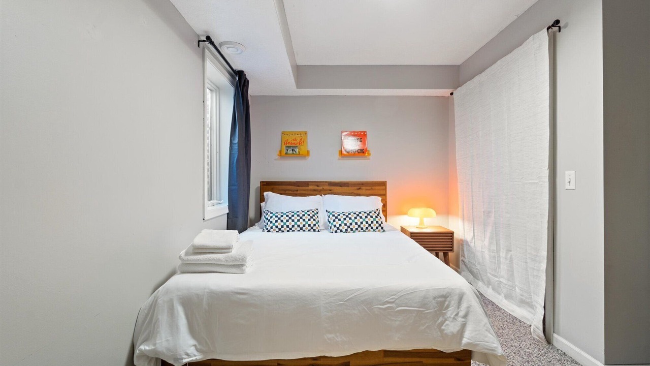 Photo of Bedroom in Audubon Park