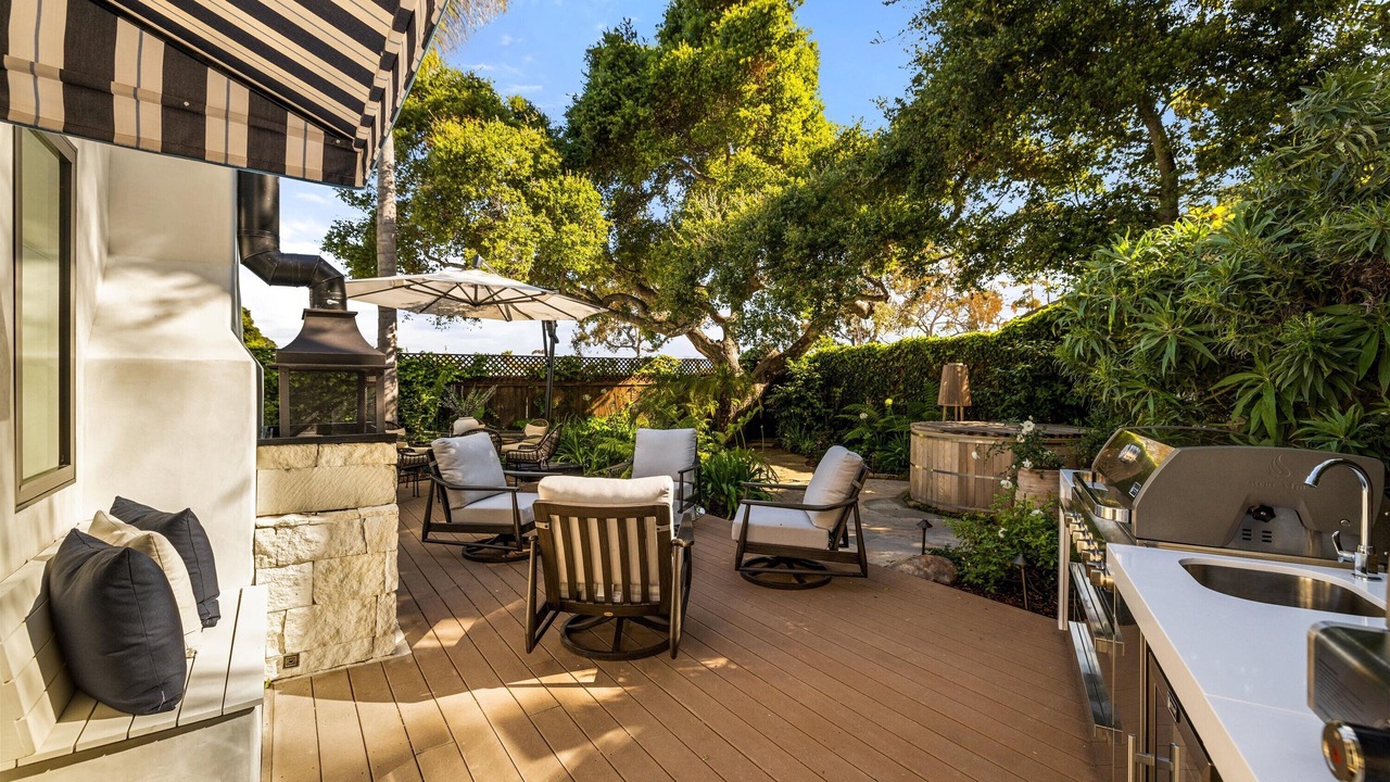 Photo of Patio Balcony in Coast Village