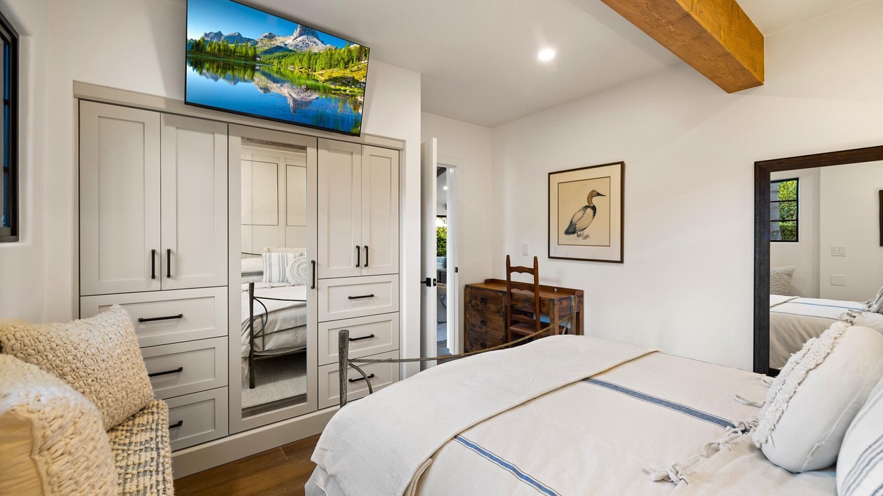 Photo of Bedroom in Coast Village