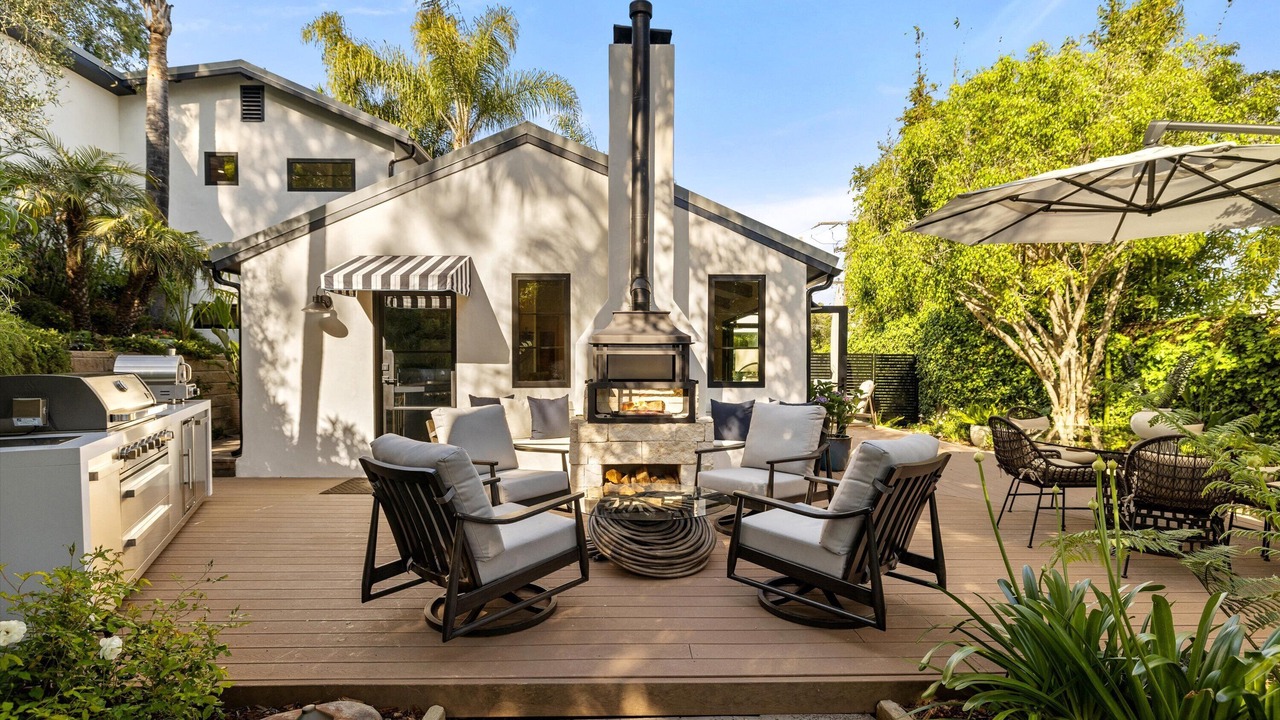 Photo of Patio Balcony in Coast Village