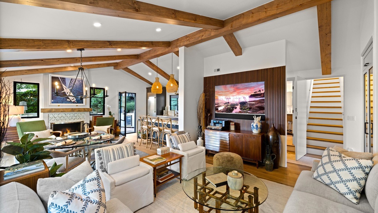 Photo of Livingroom in Coast Village