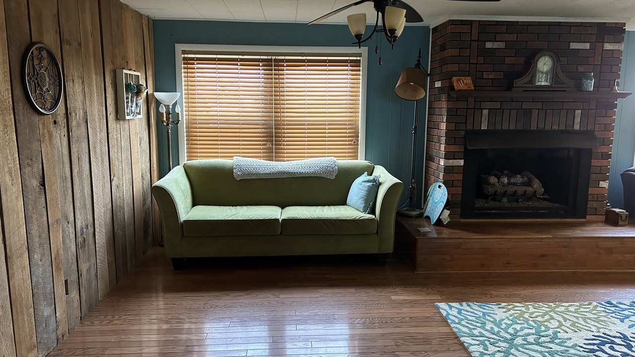 Photo of Livingroom in Cowden
