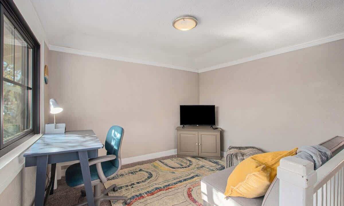 Photo of Bedroom in Tower Homes