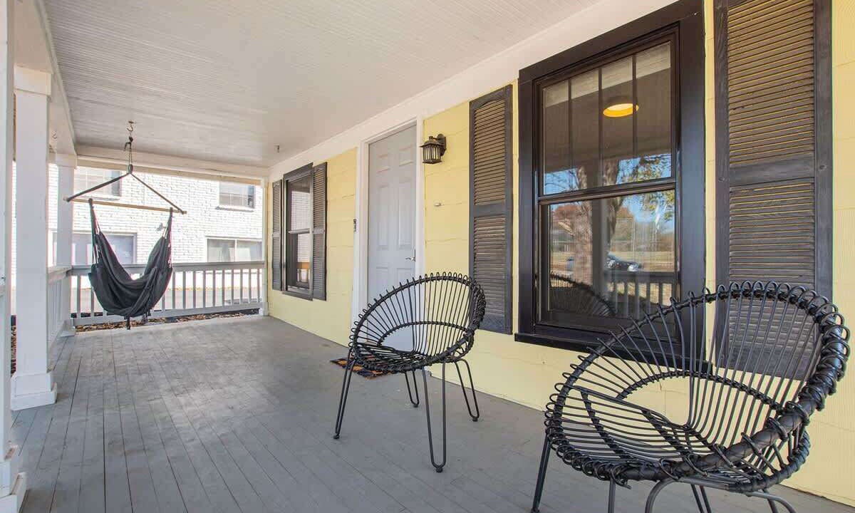 Photo of Patio Balcony in Tower Homes