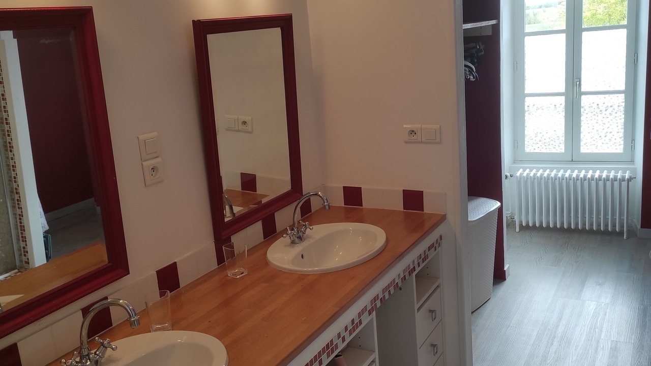 Photo of Bathroom in Montournais