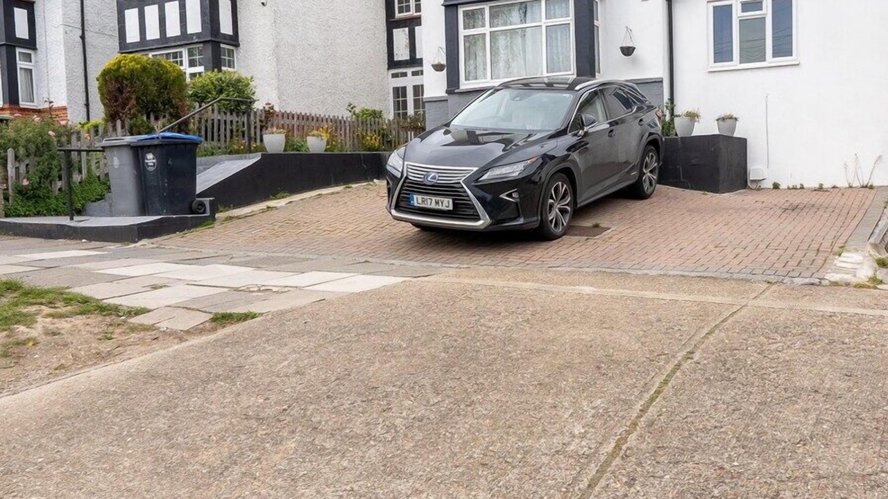 Photo of Outdoor in Tokyngton