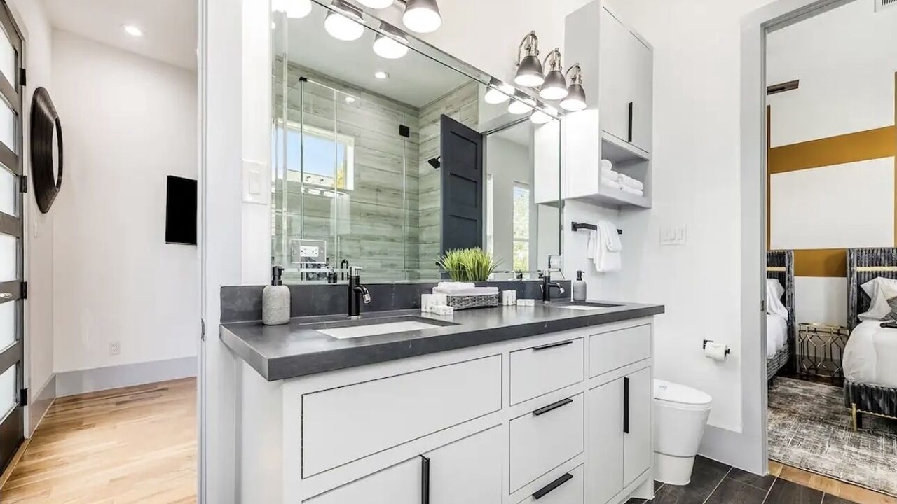 Photo of Bathroom in South Central Houston