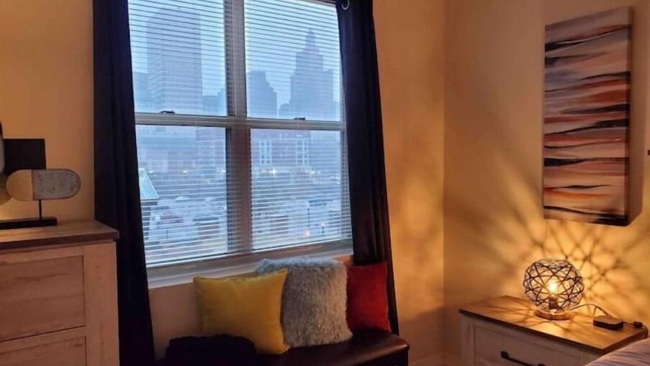 Photo of Bedroom in Downtown