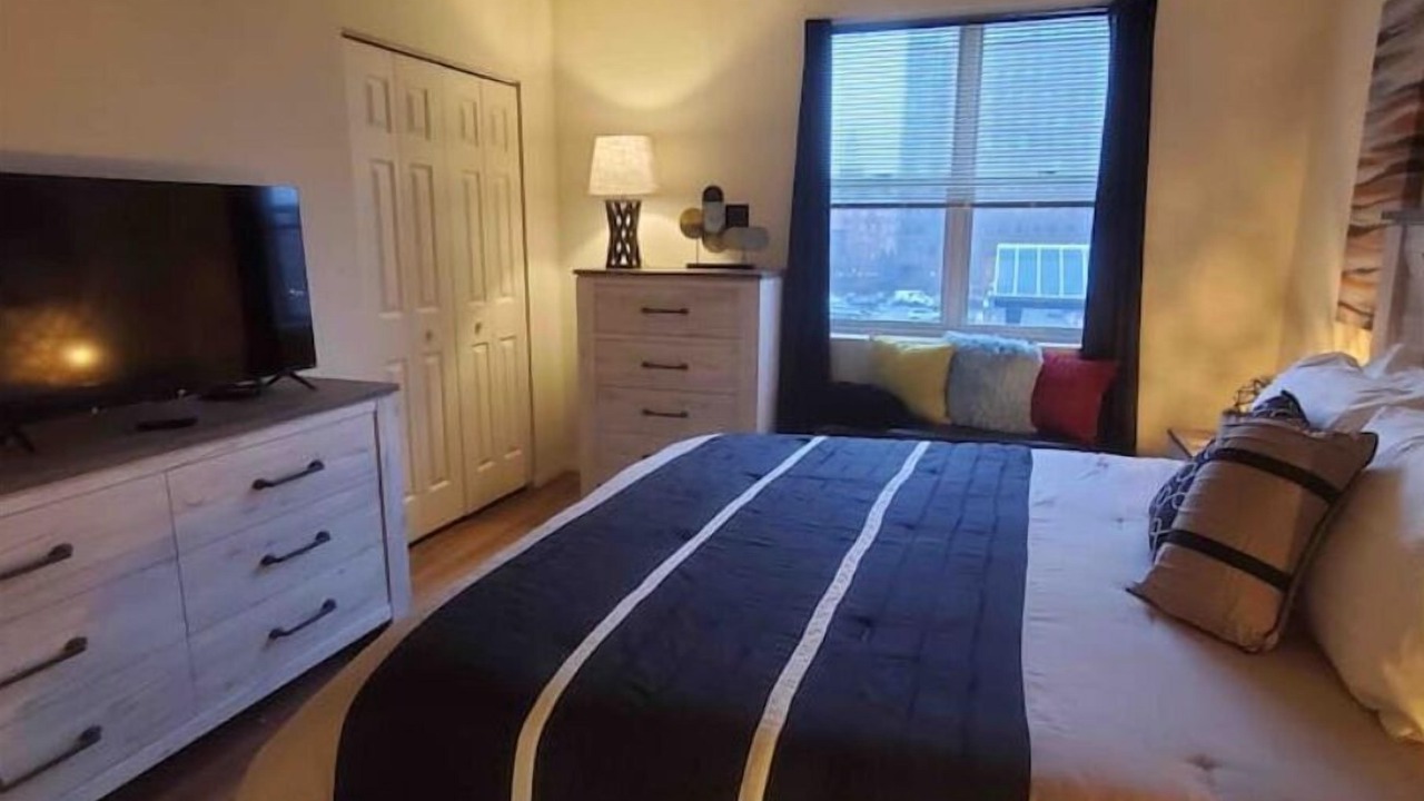 Photo of Bedroom in Downtown