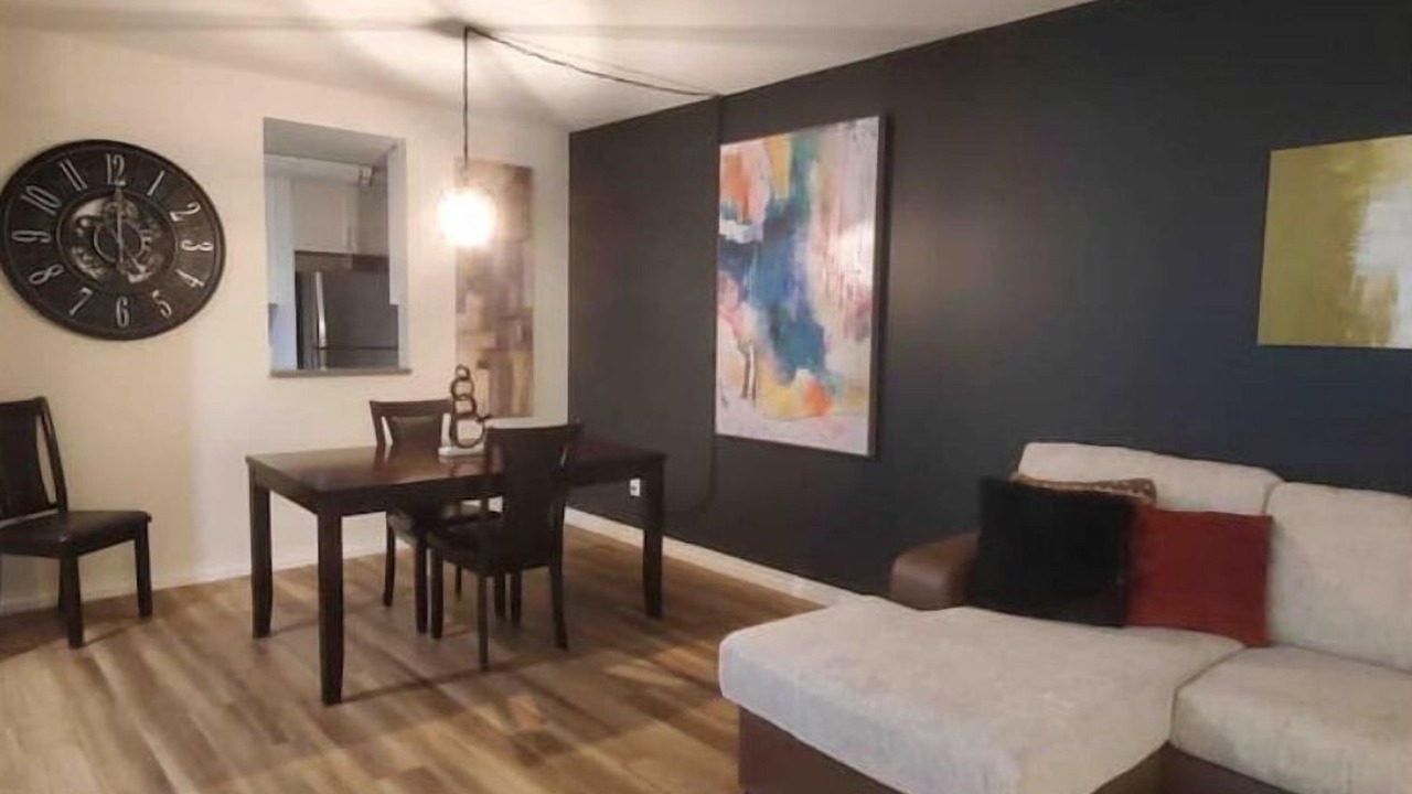 Photo of Livingroom in Downtown