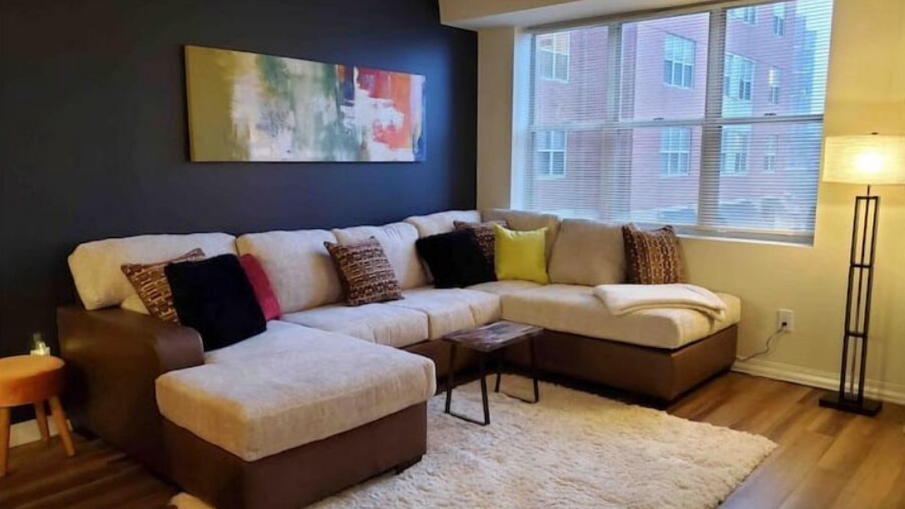Photo of Livingroom in Downtown
