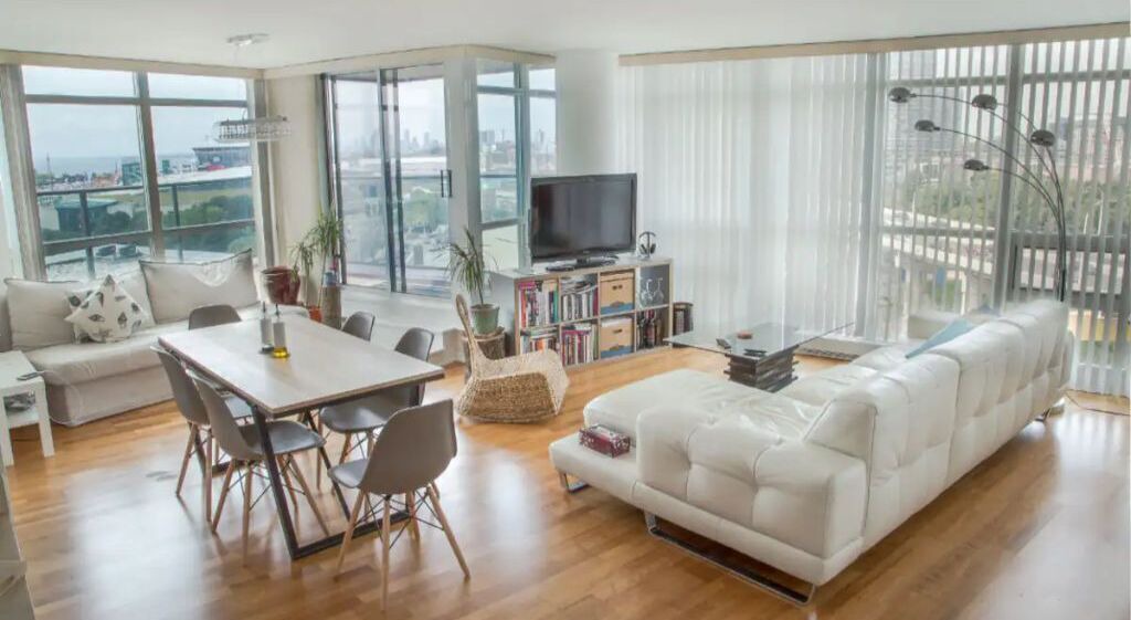 Photo of Livingroom in Fort York