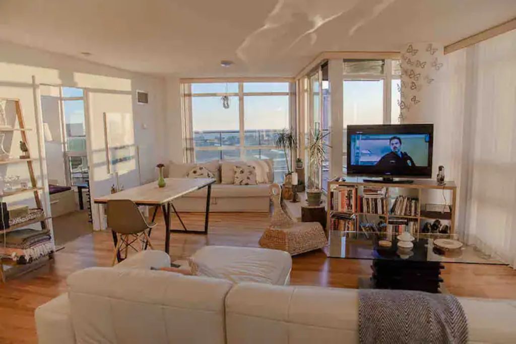 Photo of Livingroom in Fort York