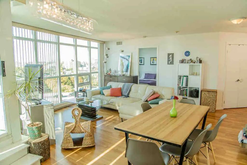 Photo of Livingroom in Fort York