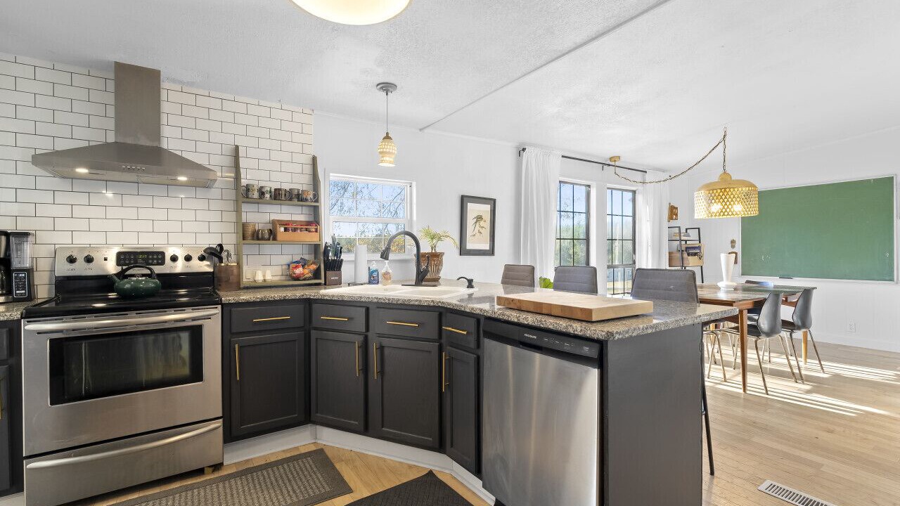 Photo of Kitchen in Travelers Rest