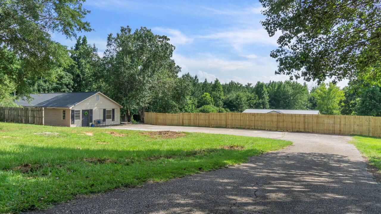Photo of Outdoor in Travelers Rest