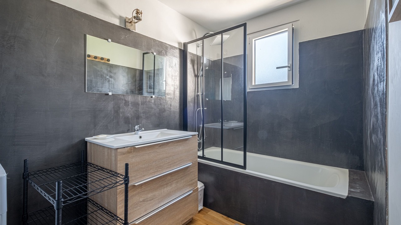 Photo of Bathroom in Saint-Jean-la-Poterie