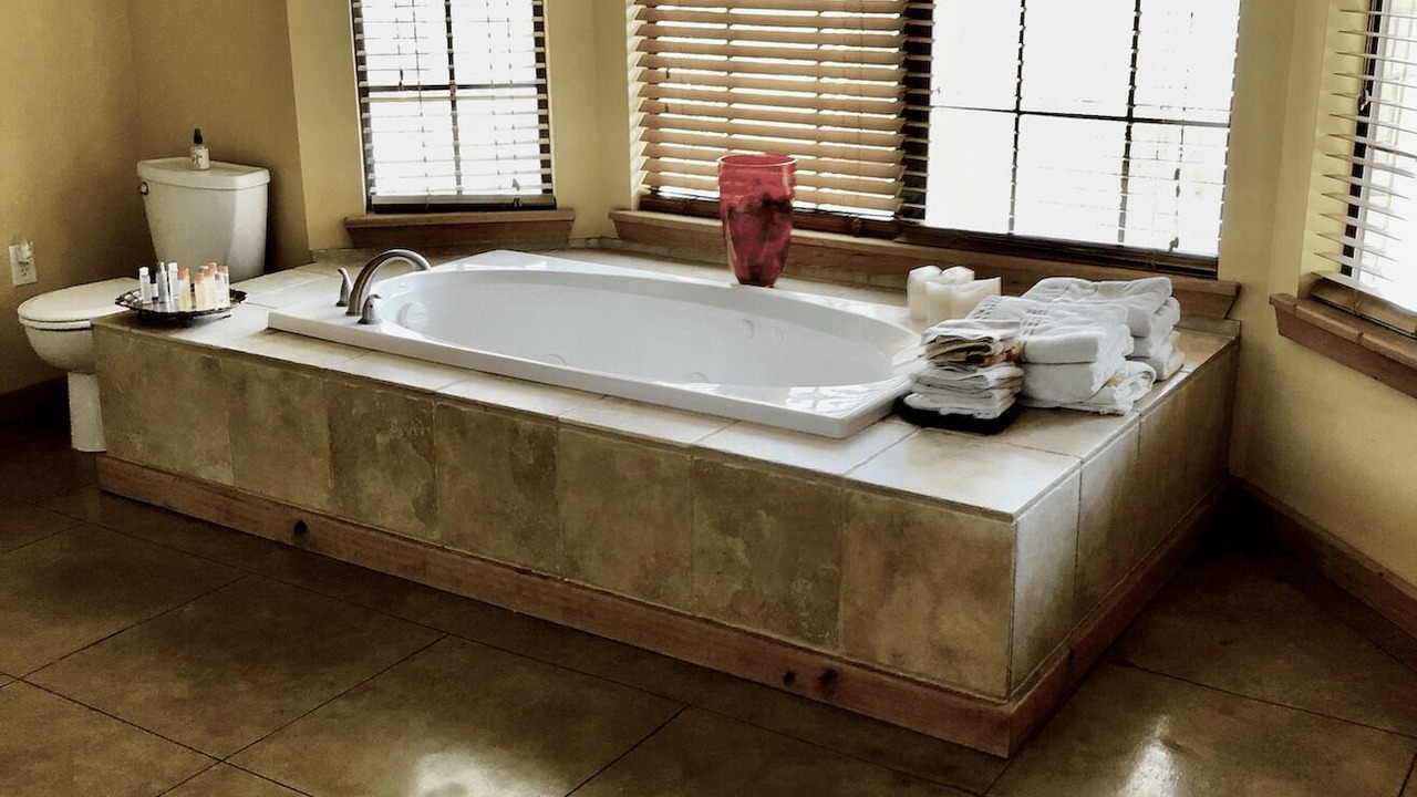 Photo of Bathroom in Pangburn