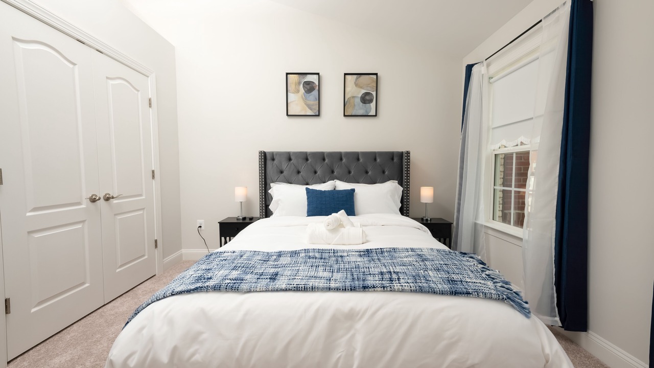 Photo of Bedroom in Neabsco