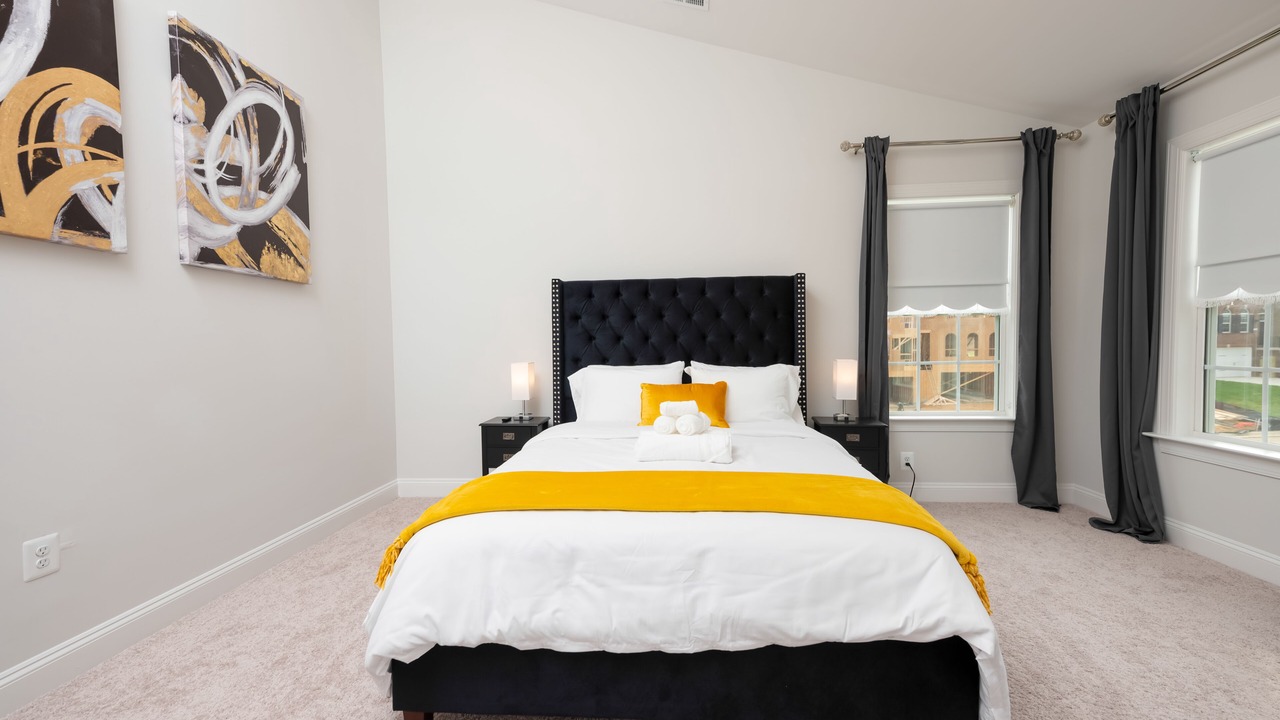Photo of Bedroom in Neabsco