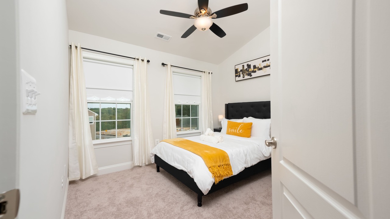 Photo of Bedroom in Neabsco