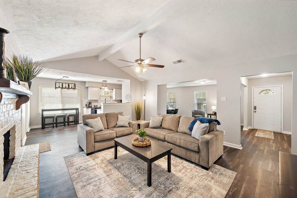 Photo of Bedroom in Southbelt/Ellington