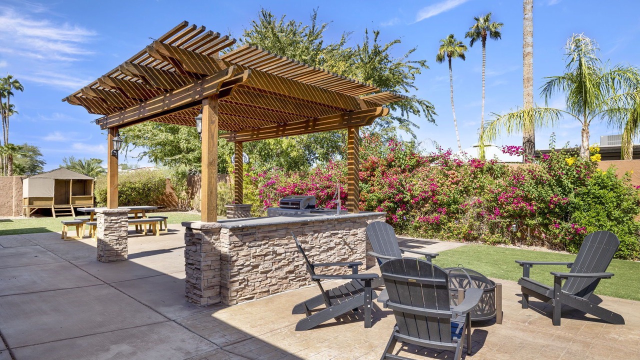 Photo of Outdoor in Raskin Estates