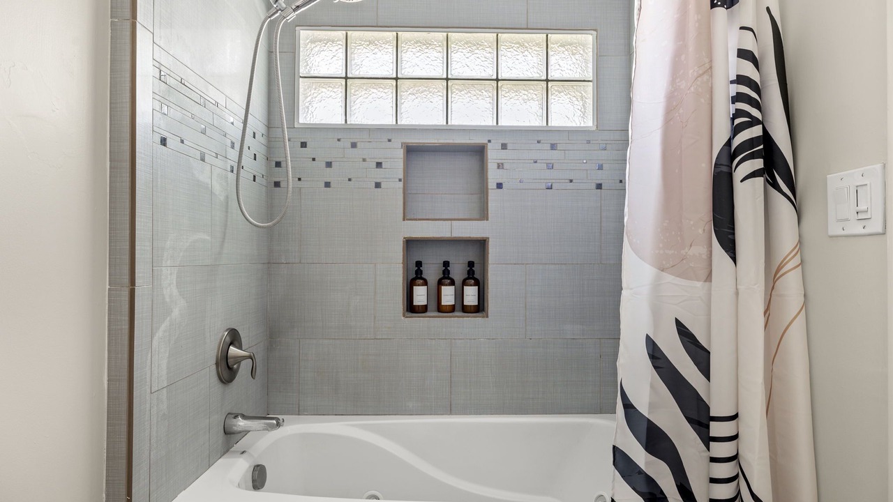 Photo of Bathroom in Raskin Estates