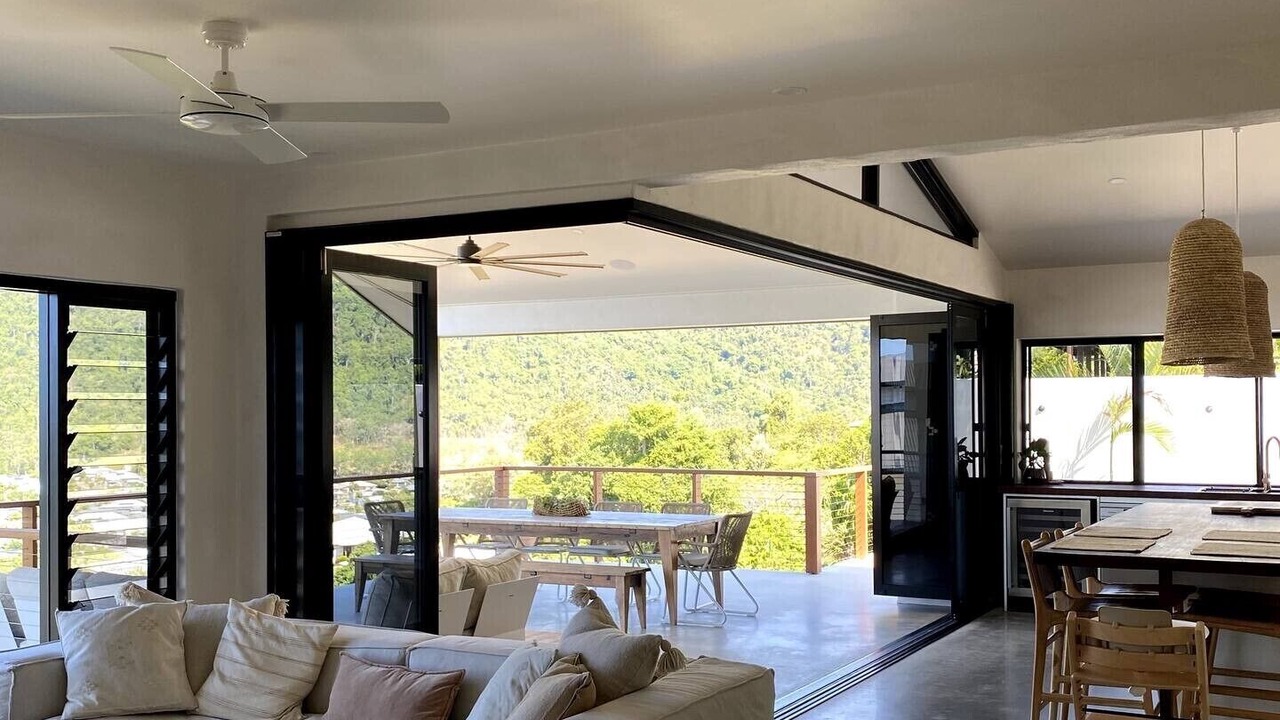 Photo of Livingroom in Cannonvale