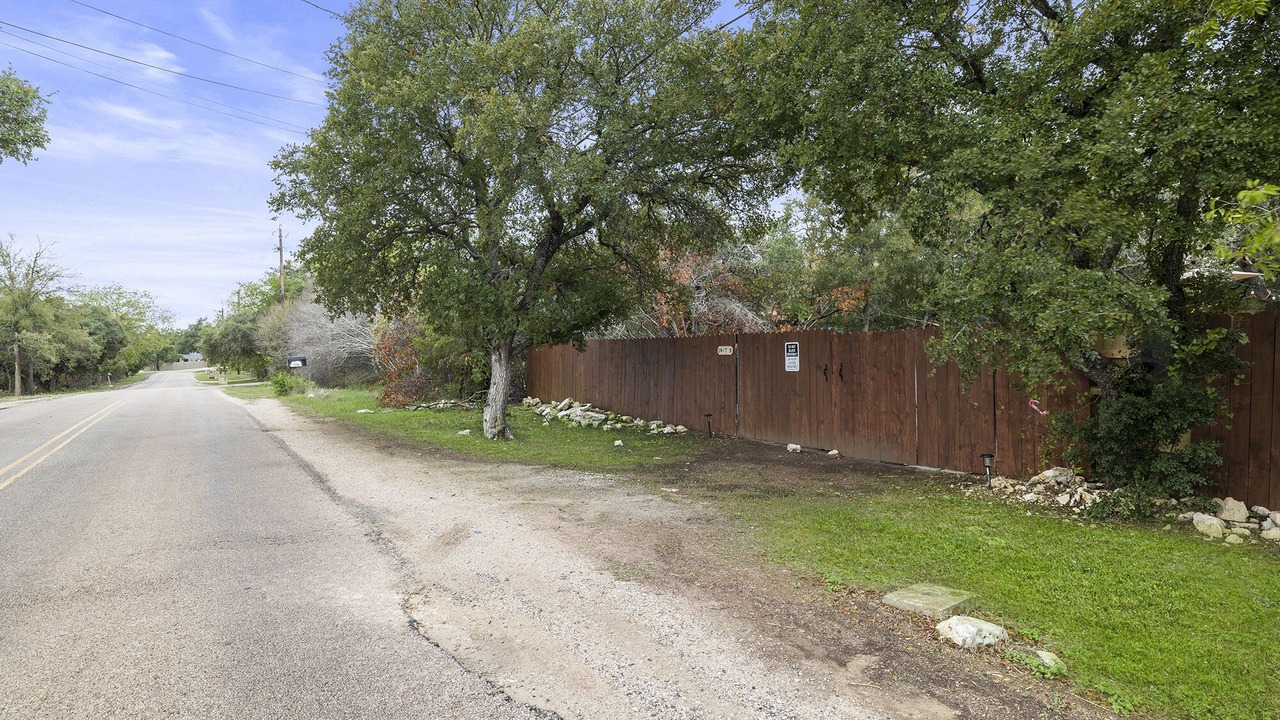 Photo of Outdoor in Apache Shores