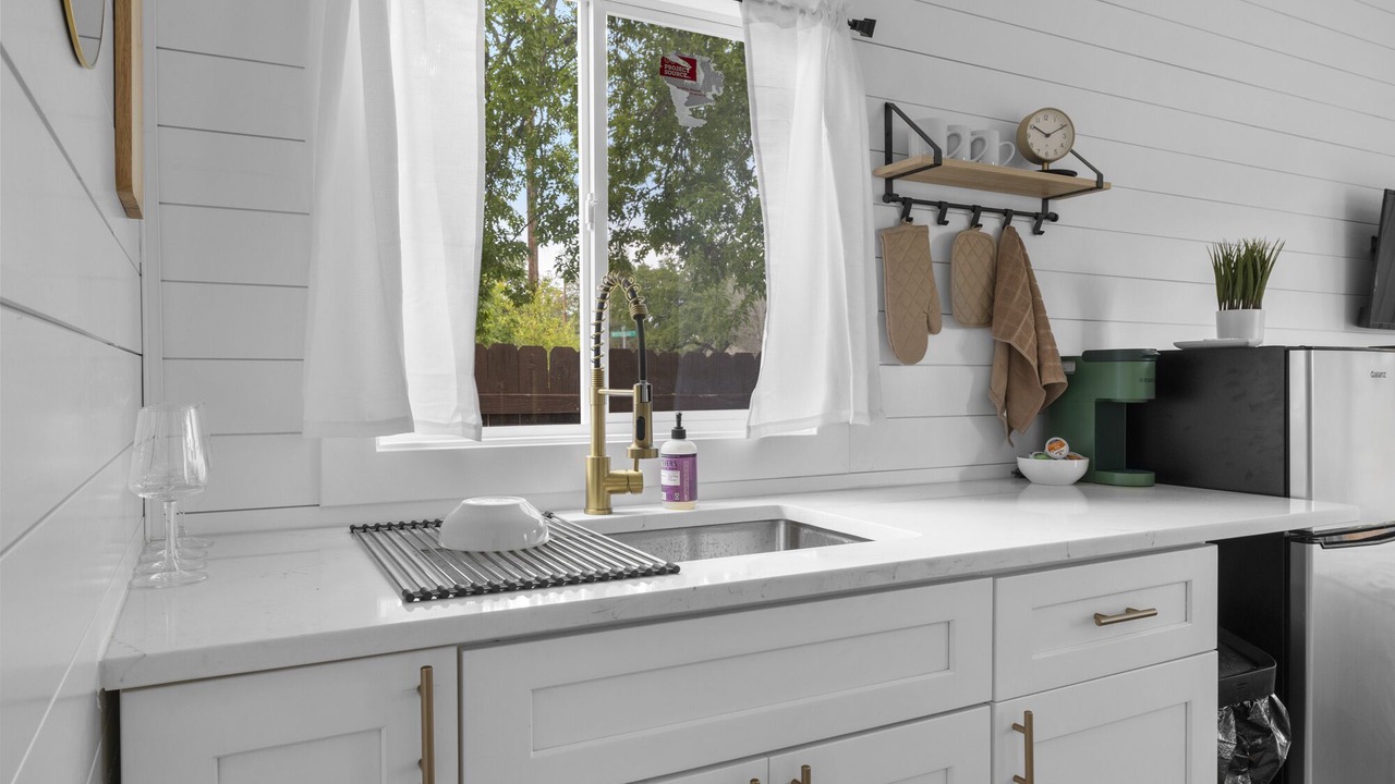 Photo of Kitchen in Apache Shores