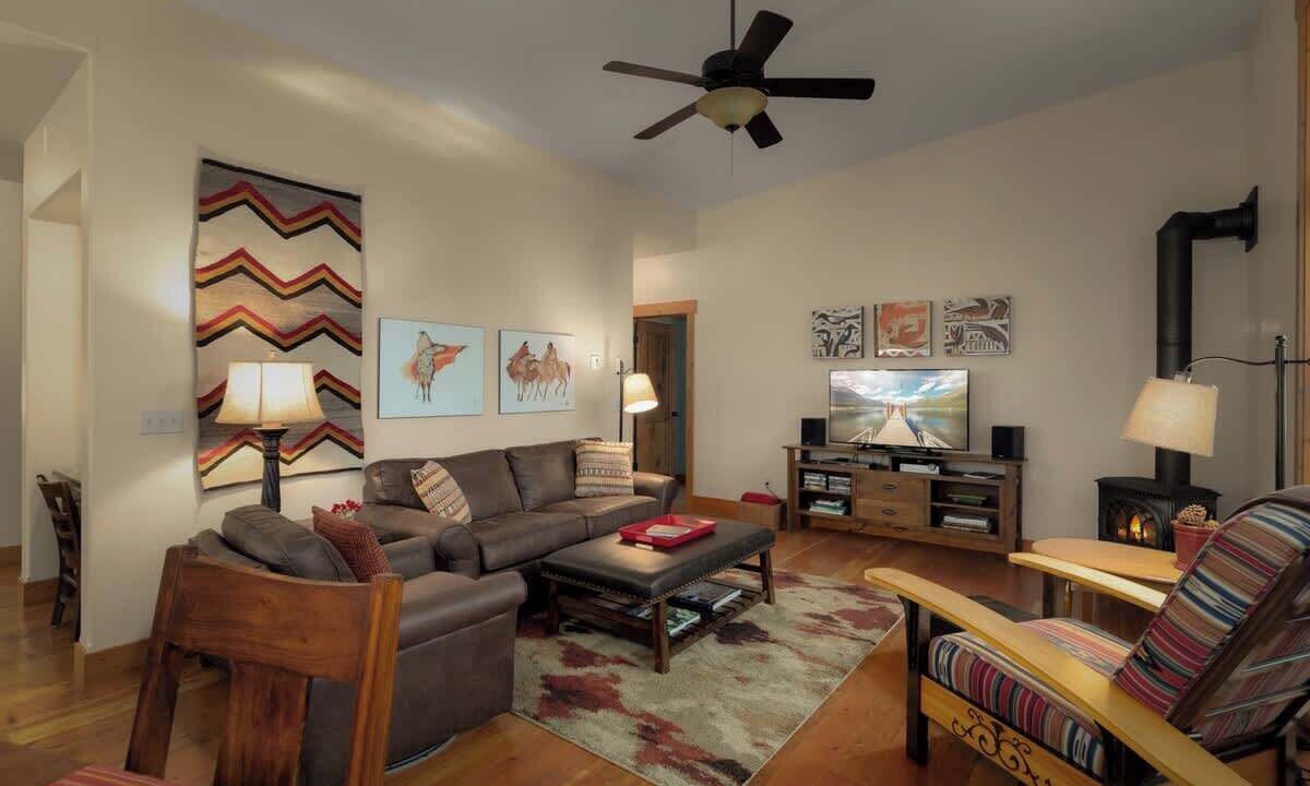 Photo of Livingroom in Columbia Falls