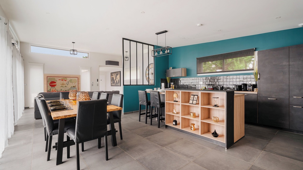 Photo of Others in Bruz