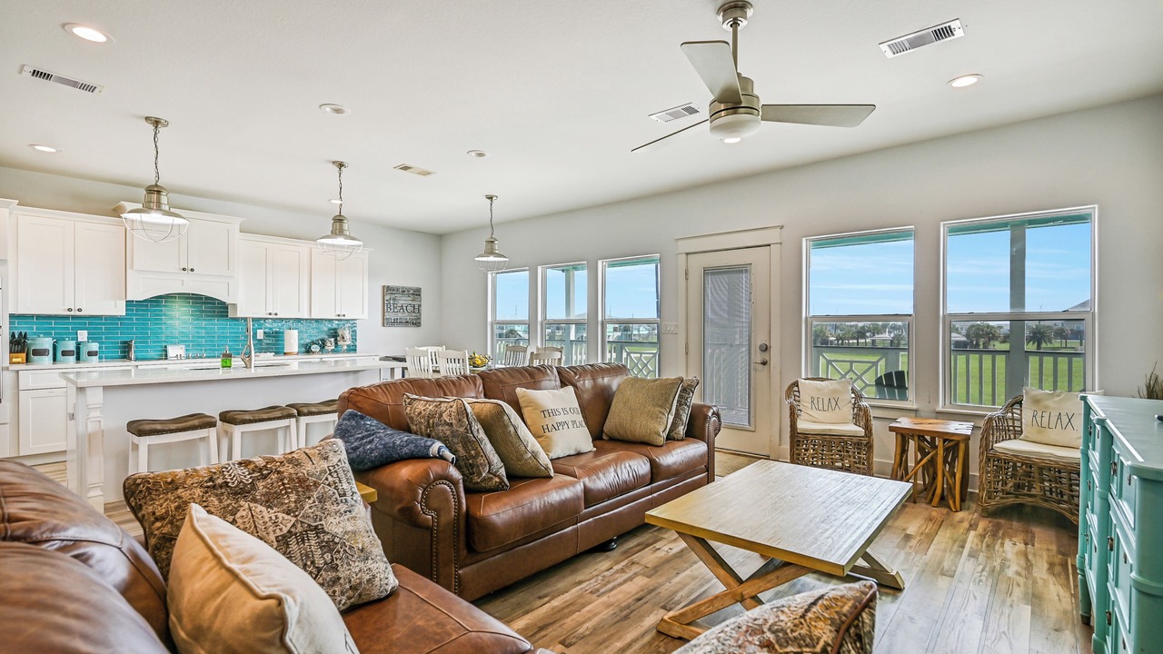 Photo of Livingroom in Indian Beach