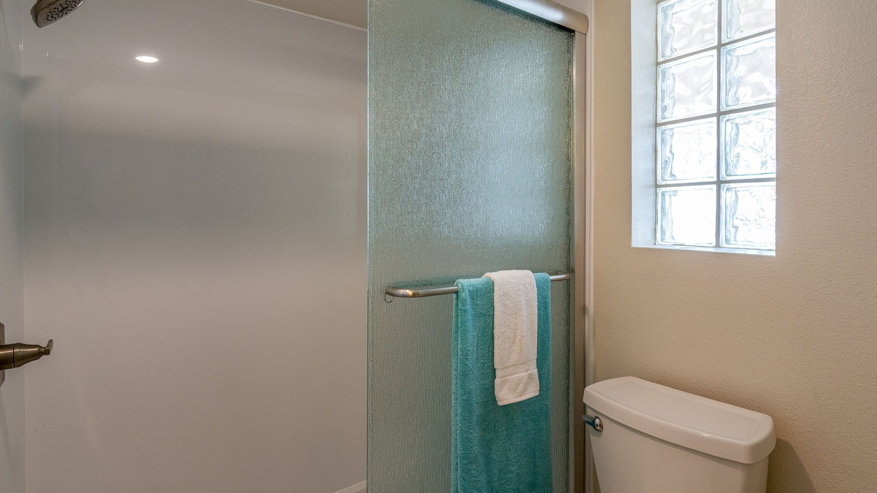 Photo of Bathroom in Plantation