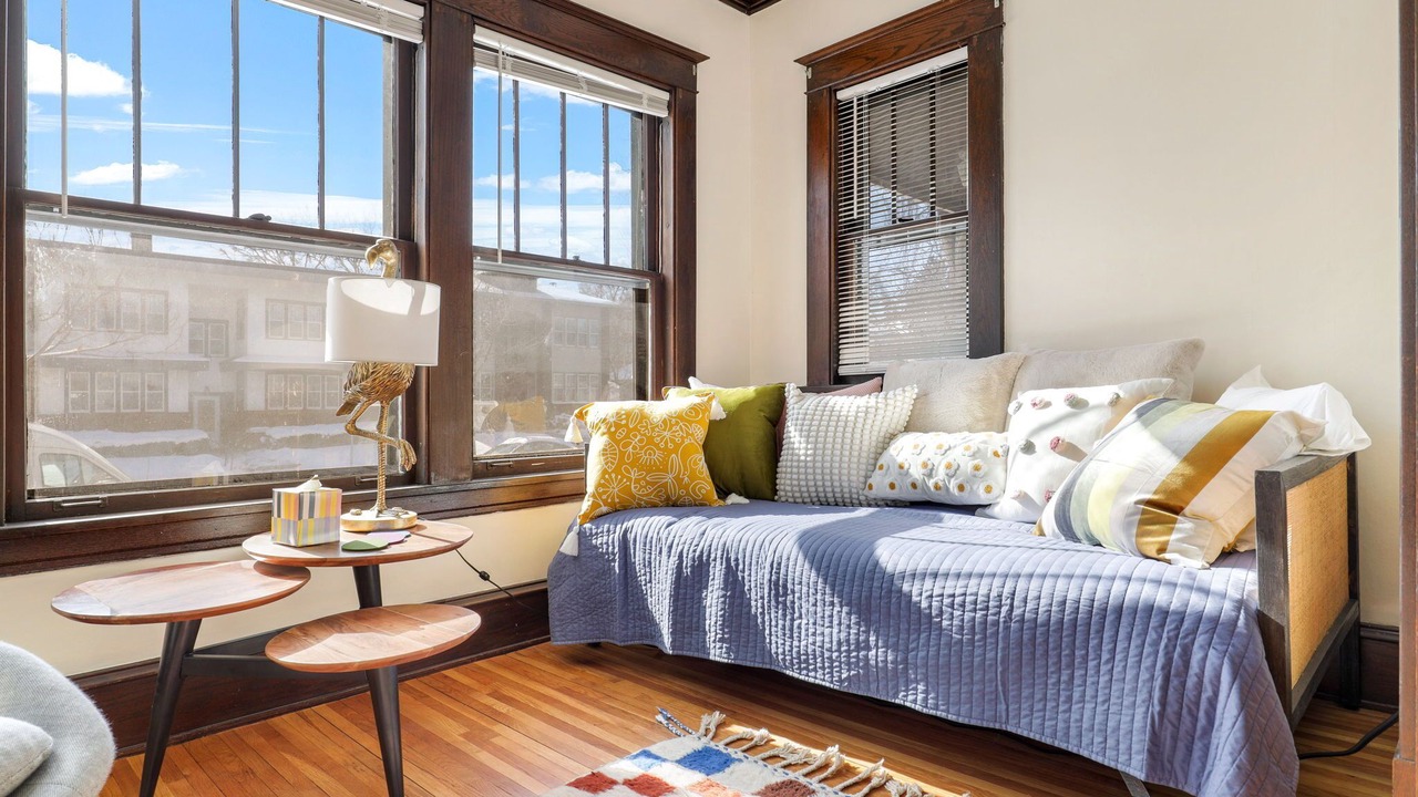 Photo of Livingroom in Summit Hill