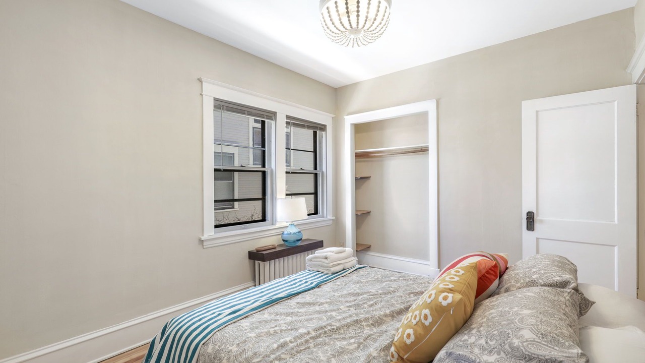 Photo of Bedroom in Summit Hill