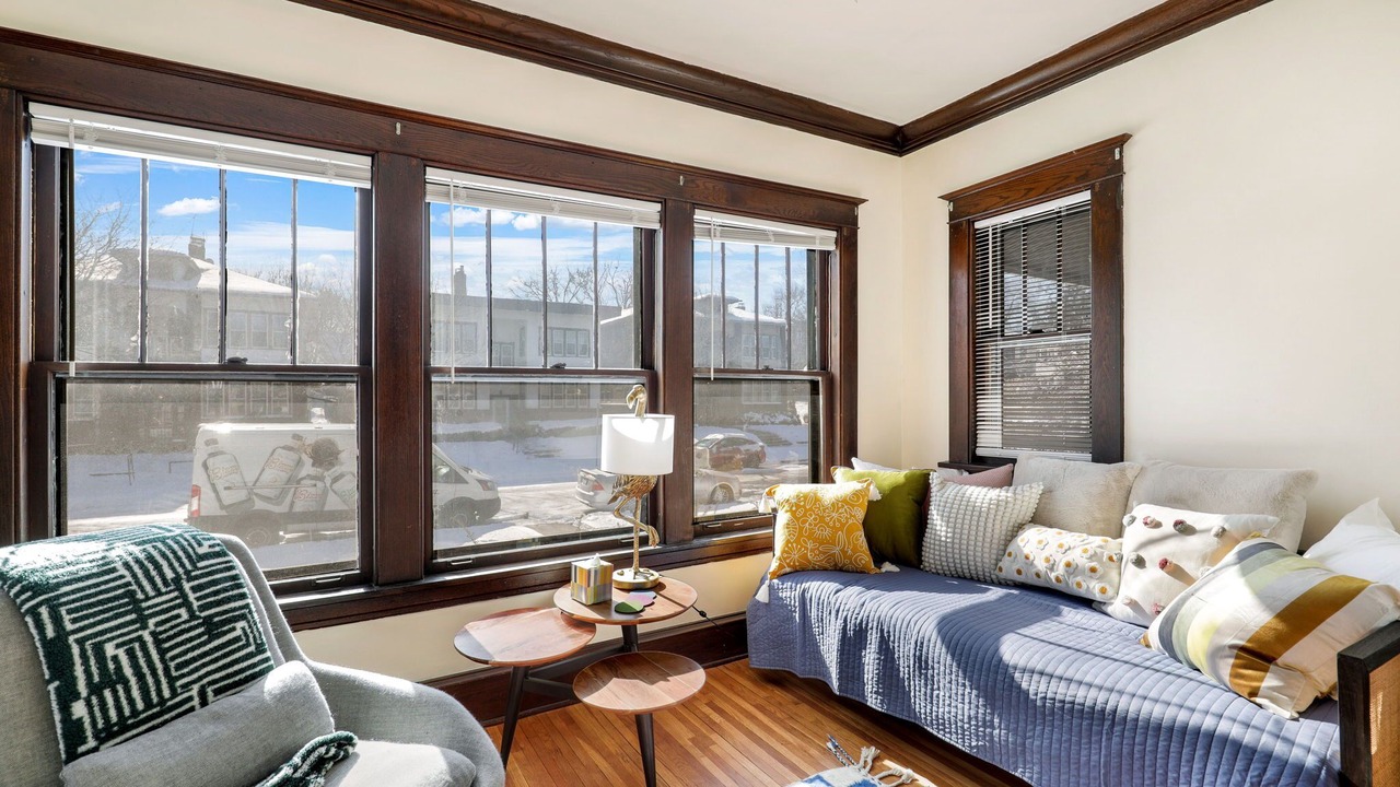 Photo of Livingroom in Summit Hill