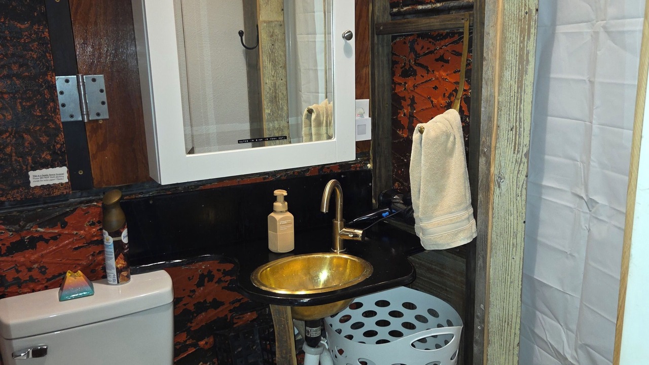 Photo of Bathroom in South Toledo Bend