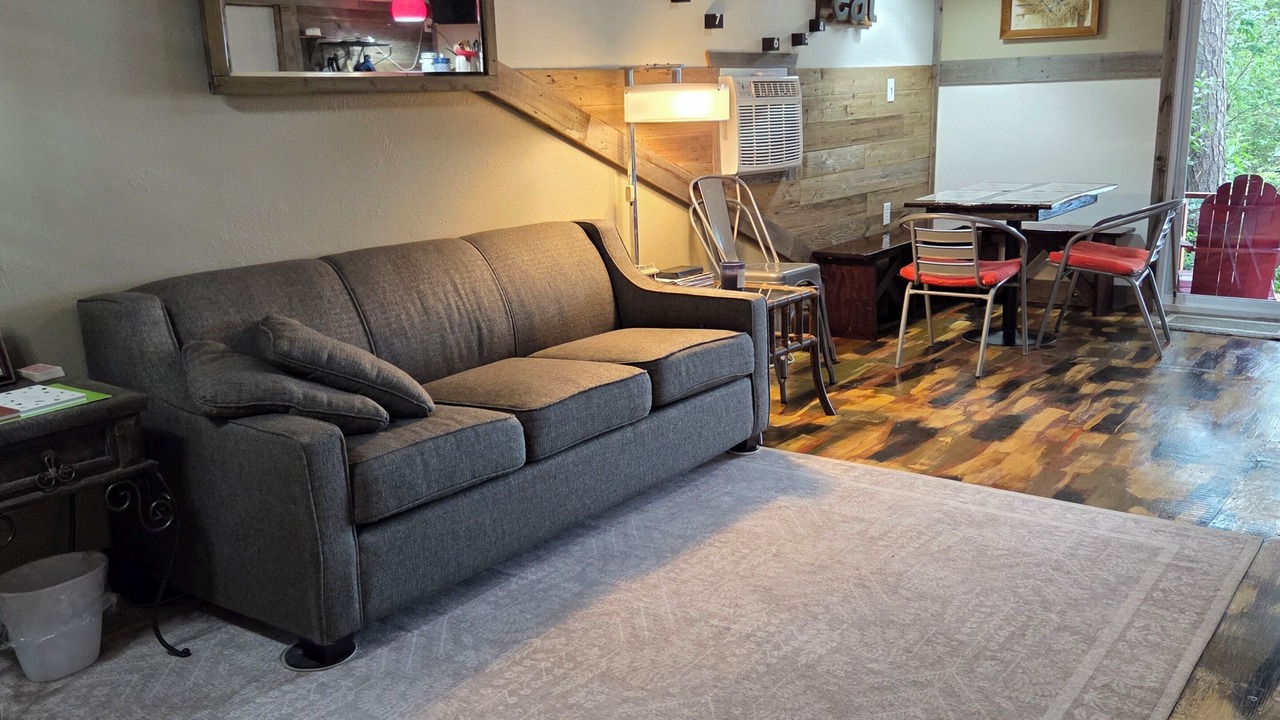 Photo of Livingroom in South Toledo Bend