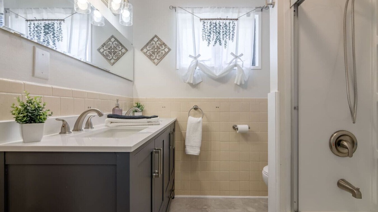 Photo of Bathroom in Waldron