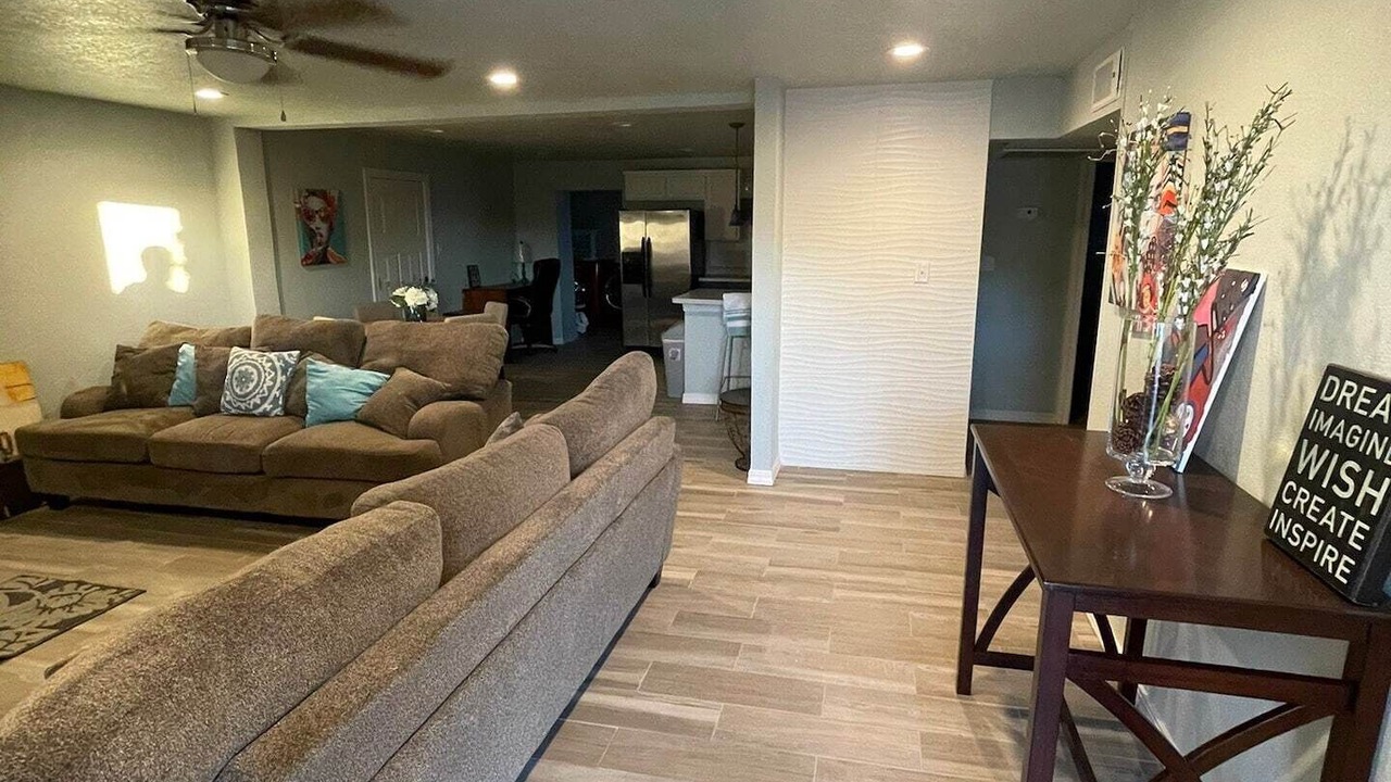 Photo of Livingroom in Socorro