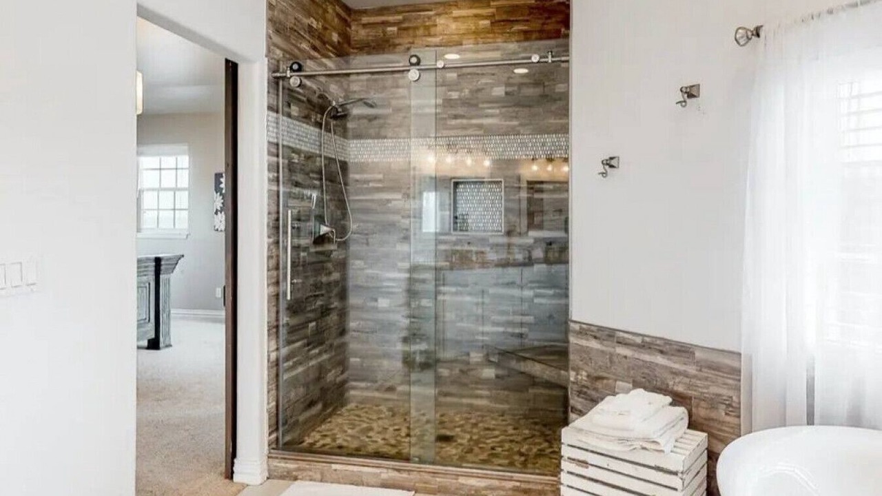 Photo of Bathroom in Monument