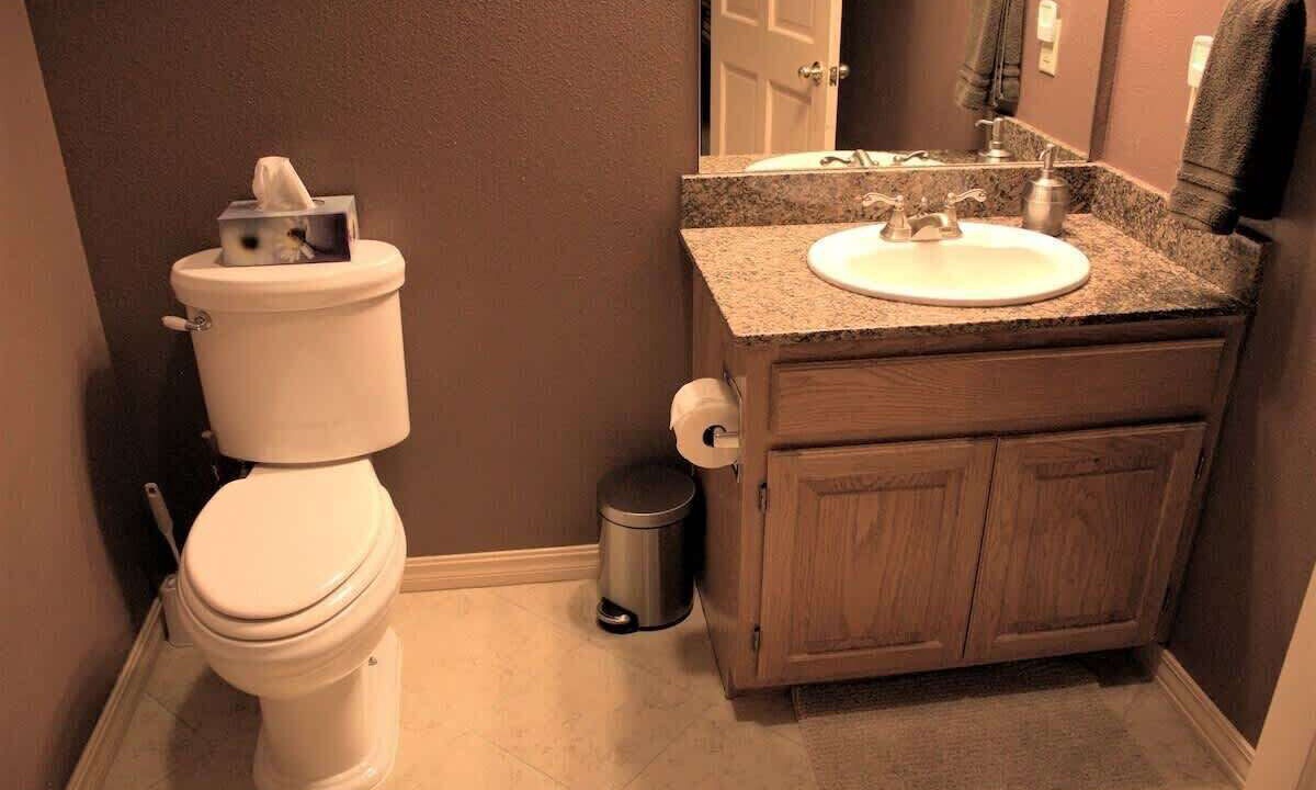 Photo of Bathroom in Holiday Island