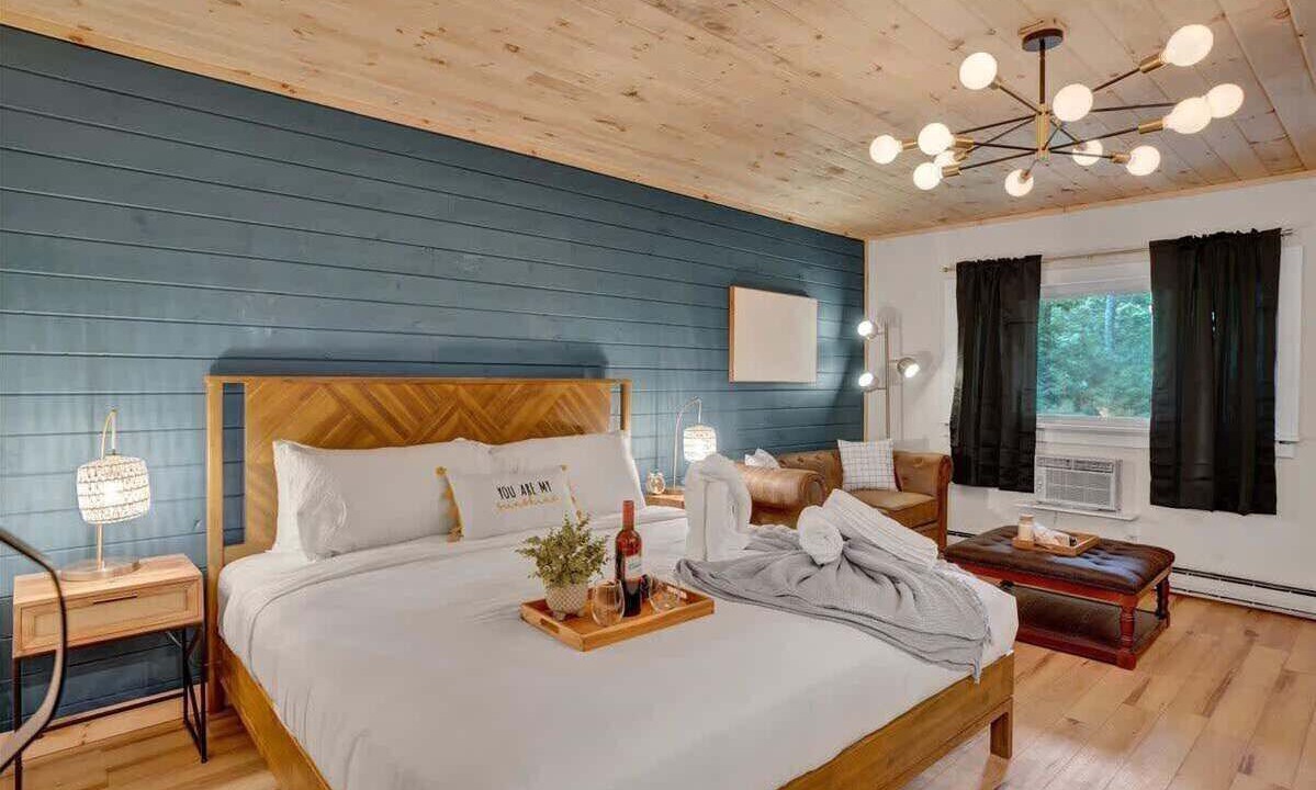 Photo of Bedroom in Canadensis