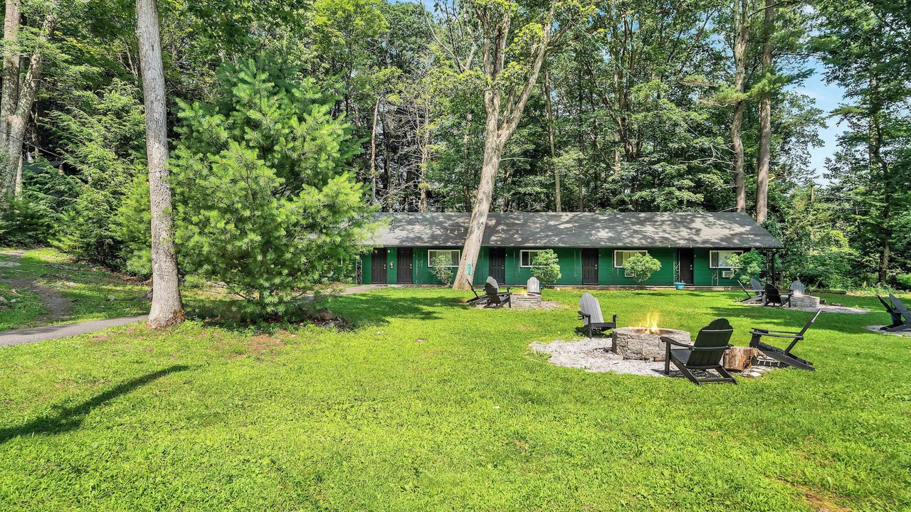 Photo of Outdoor in Canadensis